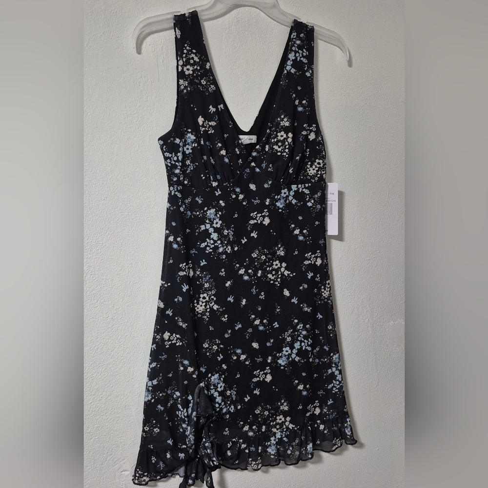 Stitch & Pine Elegant Black Floral Sleeveless Dress Size S